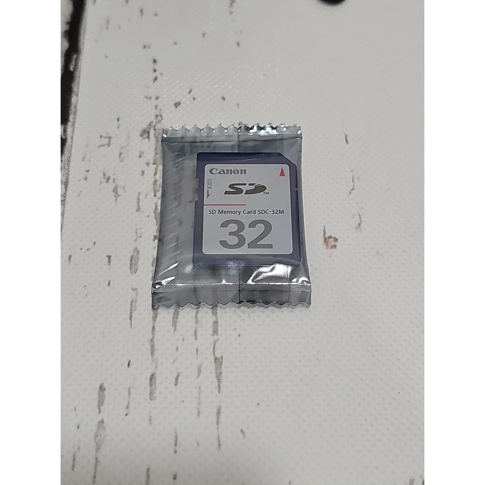 Canon PowerShot SD 870 IS Digital ELPH 8.0MP 3.8x Digital - Silver FOR PARTS